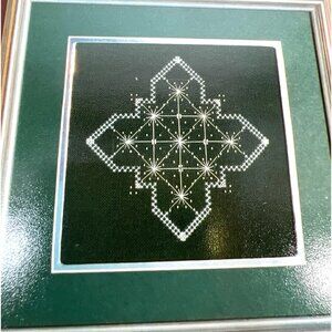 Simply Old-Fashioned Cross Stitch Pattern Snowflake shimmer